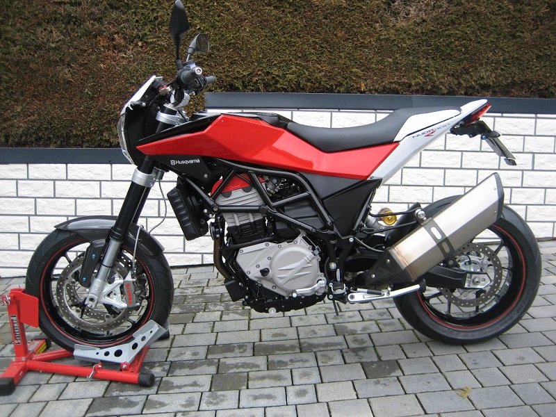 TK-Husky 900R PVM klein.jpg