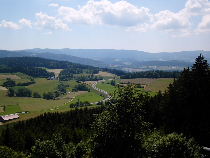 Panorama vom Turm der Burganlage.JPG