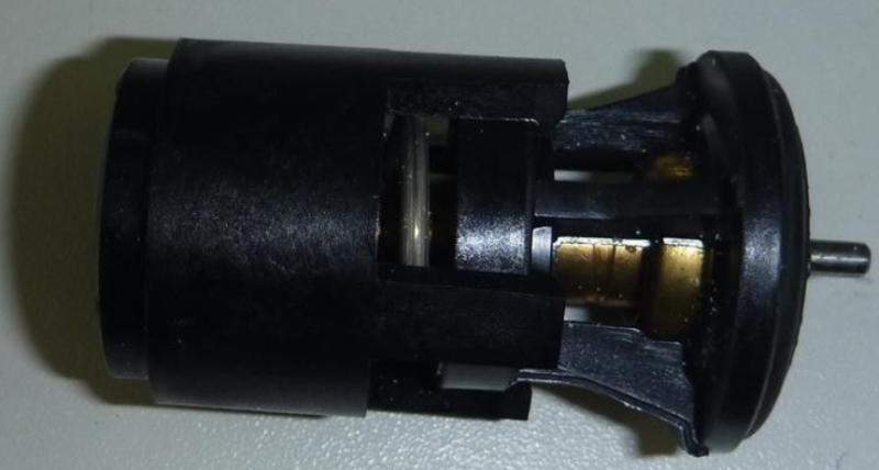 BMW Thermostat '17 11 1 464 985'