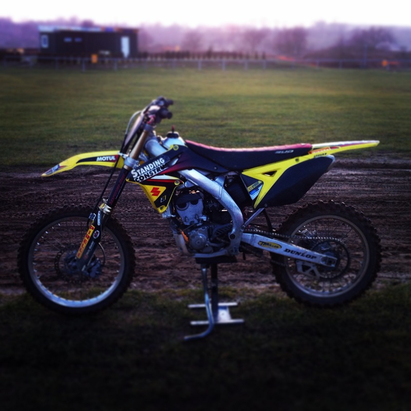 RMZ 250 2011