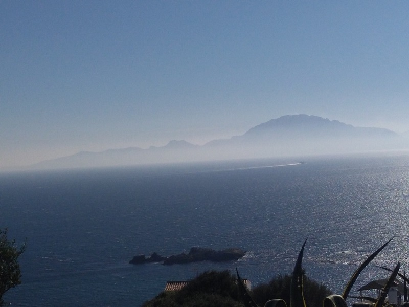 so dicht war ich Afrika mit dem Motorrad noch nicht