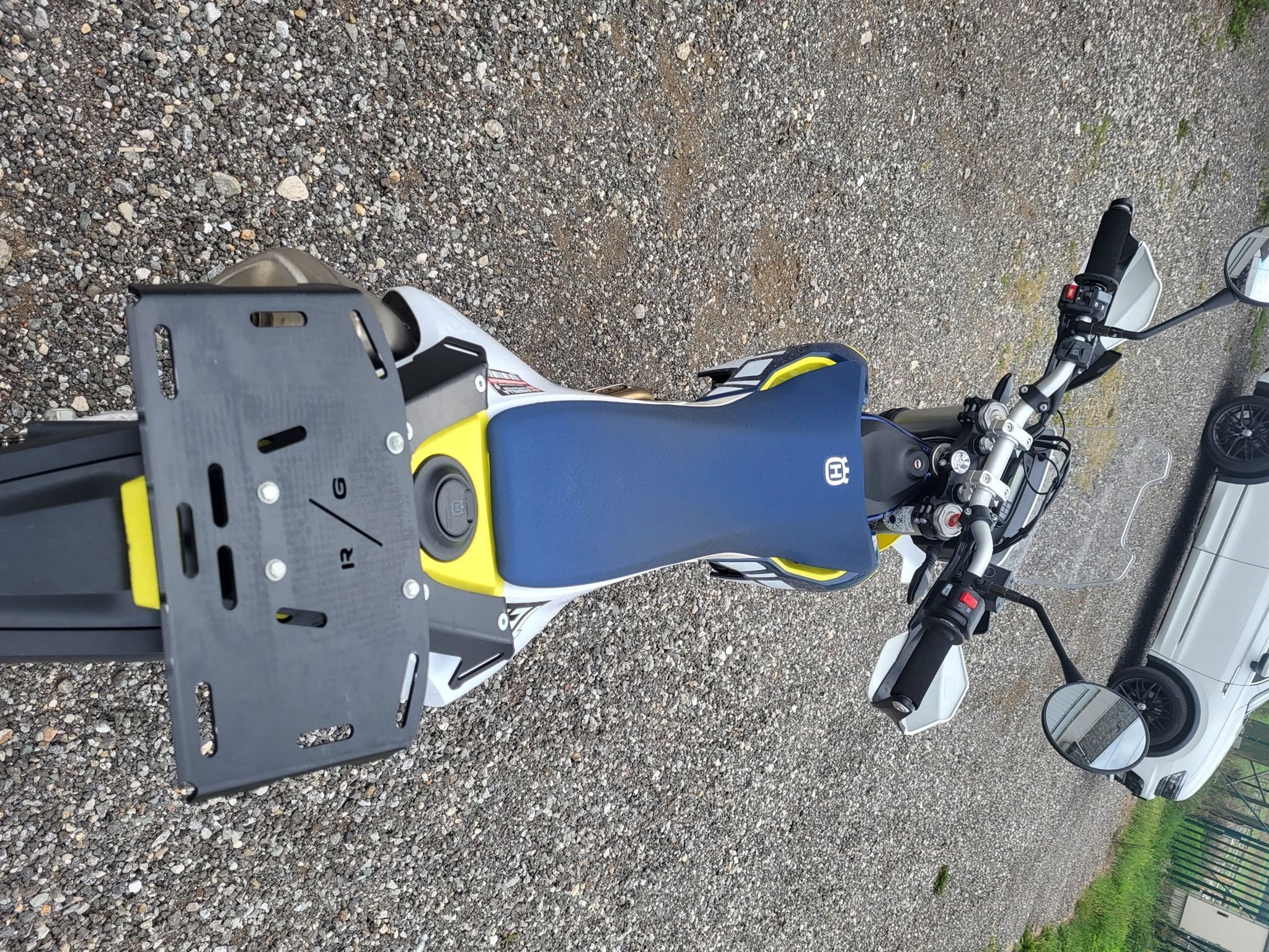 g-000359-g_W3595333_5-husqvarna-701-enduro-639236215801573170.jpg