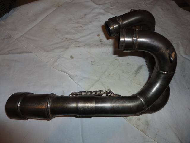 husqvarna te 2004- auspuff kruemmer original komplett.JPG