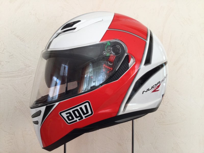 AGV-Nuda.jpg