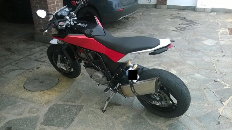 nuda2.jpg