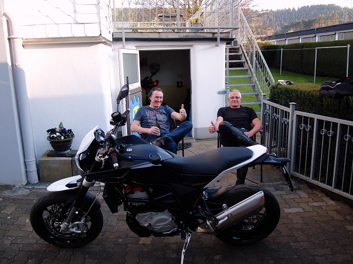 regionales Nudisten-Meeting.JPG